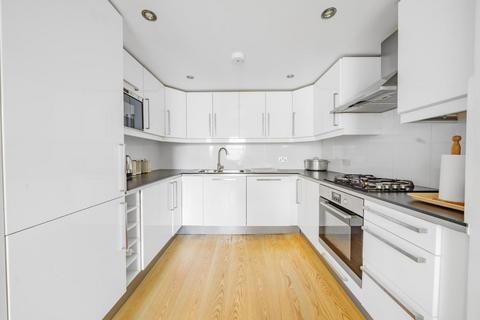 44 Hillgate Place, London, SW12 9ES