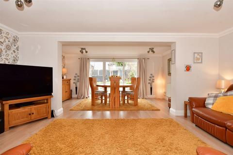 39 Briary Close, Margate, CT9 5HX