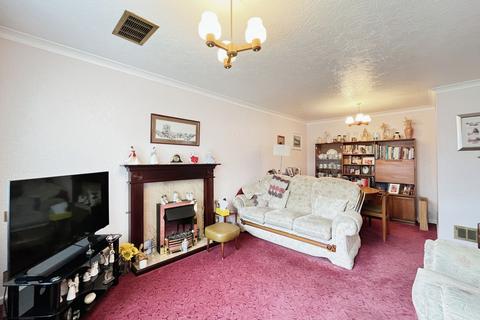 25 Chilton Garth, Peterlee, SR8 5TQ