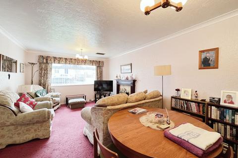 25 Chilton Garth, Peterlee, SR8 5TQ