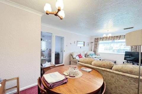 25 Chilton Garth, Peterlee, SR8 5TQ