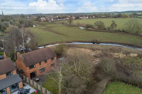 14 The Coppice, Atherstone, CV9 1RT