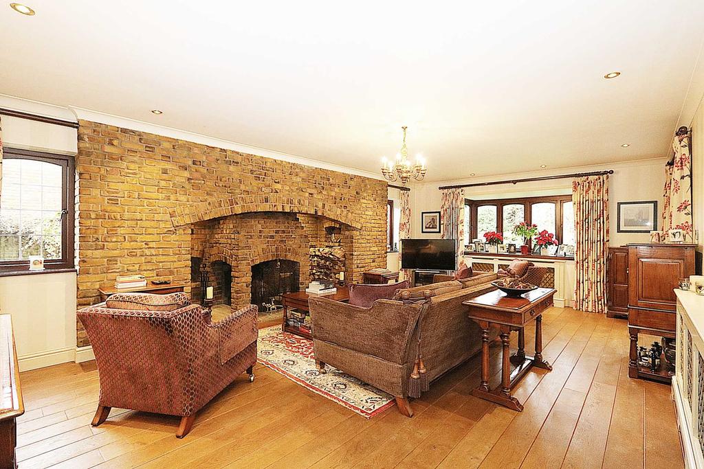 Courtlands Hill, Pangbourne 5 bed detached house for sale £1,850,000