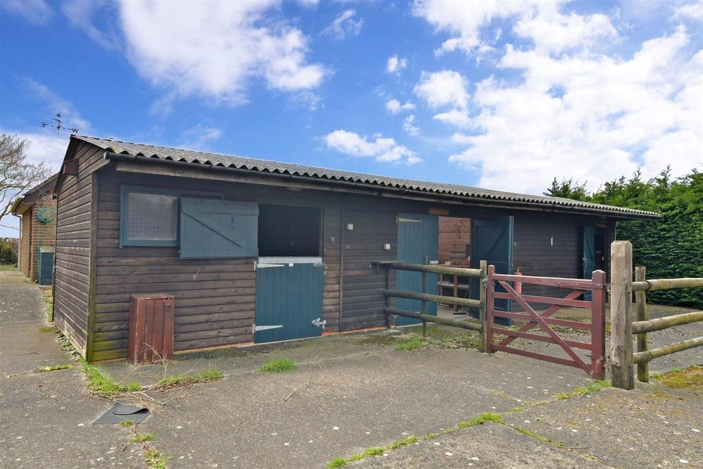 Workshop/Outbuildings