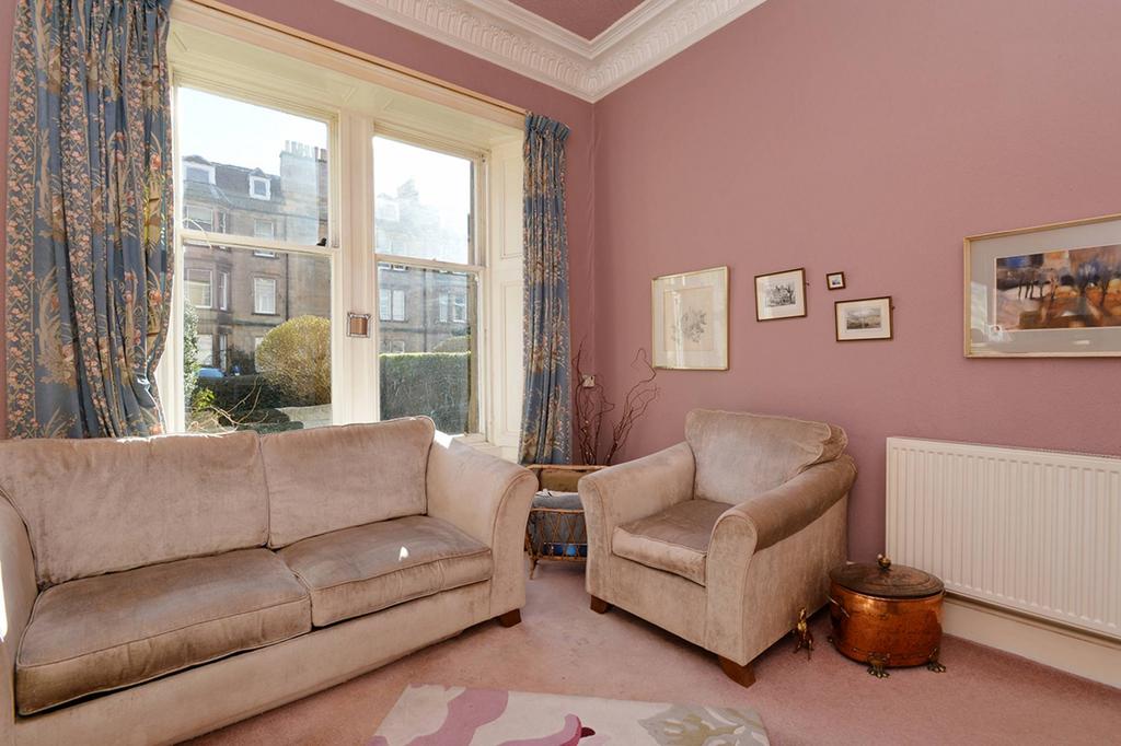 3/1 Maxwell Street, Edinburgh, EH10 5HT 1 bed ground floor flat £250,000