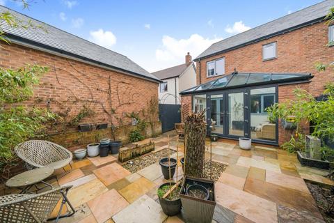 4 Garnstone Drive, Weobley, Hereford, HR4 8TH