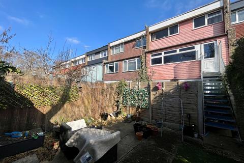 3 bedroom maisonette for sale, Westerdale, Hemel Hempstead, Hertfordshire, HP2 5TX