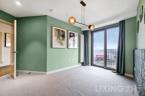 3 bedroom apartment for sale, Western Gateway, Custom House, E16 1YY