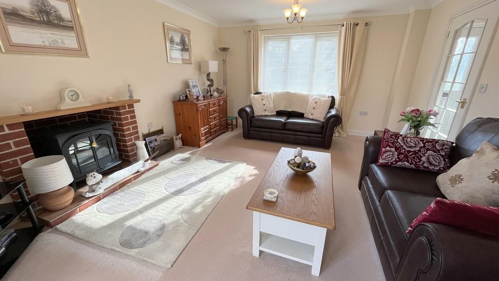 Church Road, Earsham, Bungay 2 bed semidetached house for sale £295,000