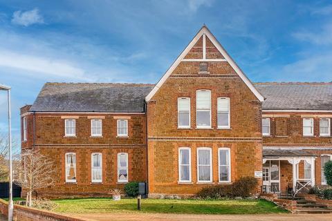 2 bedroom ground floor flat for sale - Hunstanton