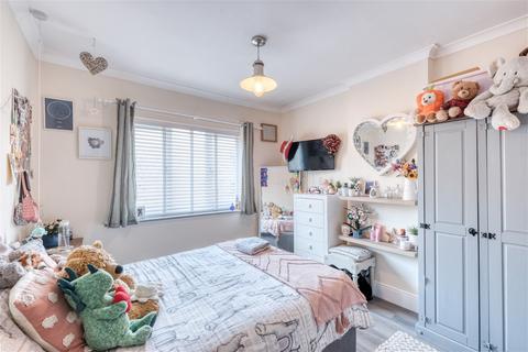 71 Studley Road, Redditch, B98 7HF