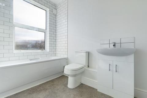 2 bedroom terraced house to rent, Eyre Street East, Hasland
