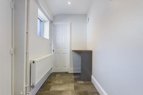 2 bedroom terraced house to rent, Eyre Street East, Hasland