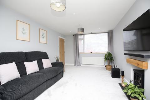 21 Leicester Crescent, Atherstone, CV9 3BH