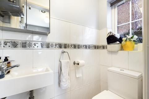 3 Foxton Close, Alrewas, Burton-on-trent, DE13 7FE
