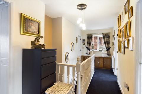 3 Foxton Close, Alrewas, Burton-on-trent, DE13 7FE