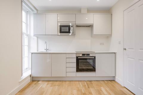1 bedroom flat to rent, New Zealand Avenue, Walton-On-Thames, KT12