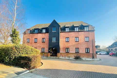 2 bedroom apartment for sale - Canvey Walk, Chelmsford, Essex CM1 6LB