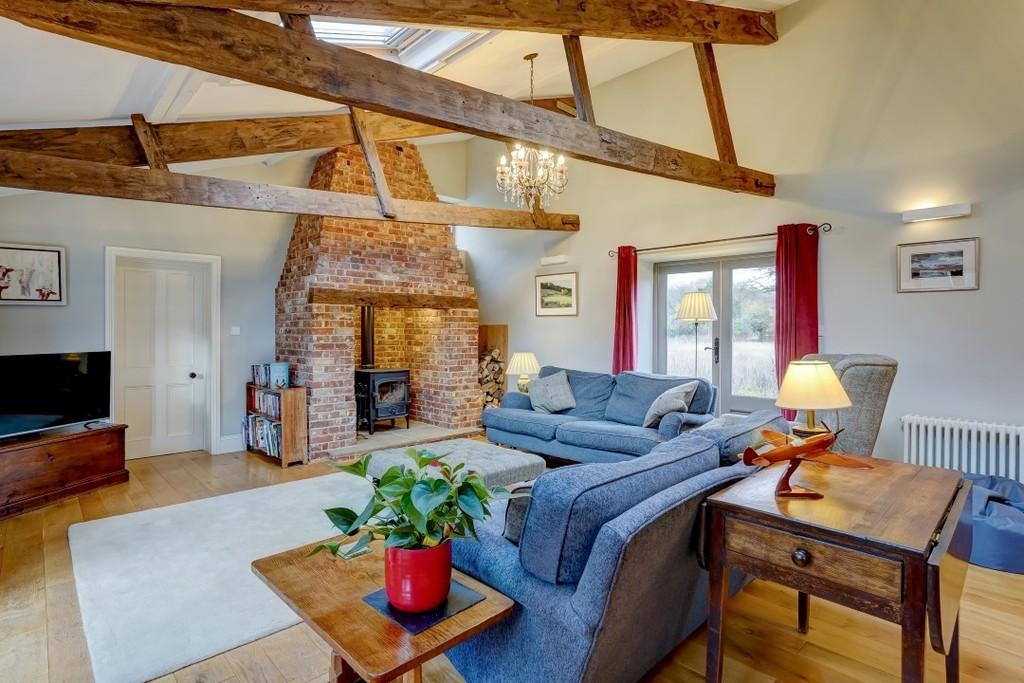 Elsing 5 bed detached house for sale £675,000