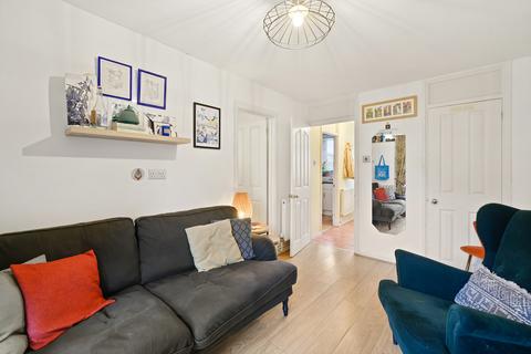 70 Gardner Close, London, E11 2HW