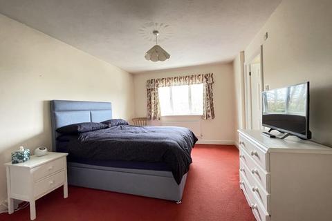 3 Tinney Drive, Truro, TR1 1AG