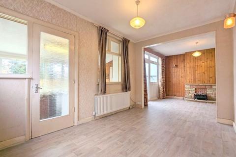 10 Hamilton Road, Feltham, TW13 4PW