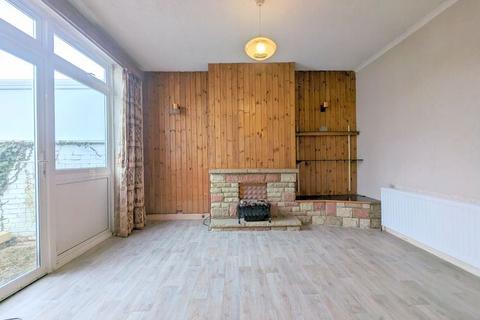 10 Hamilton Road, Feltham, TW13 4PW