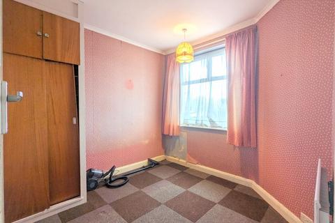 10 Hamilton Road, Feltham, TW13 4PW