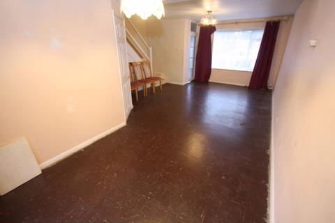 3 bedroom terraced house for sale - Lilliput Avenue, Northolt