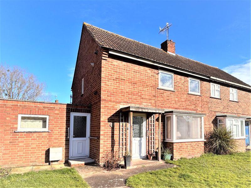Priors Walk, Pershore 2 bed semidetached house for sale £225,000