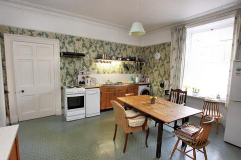 7 Castle Street, Kirkcudbright, DG6 4JA