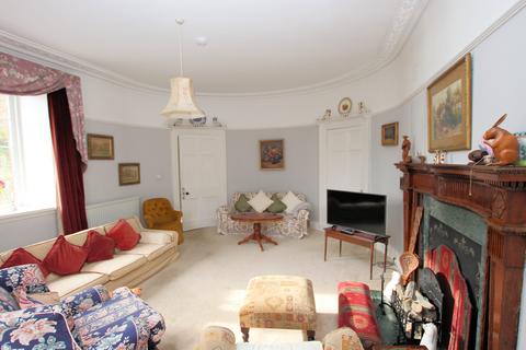 7 Castle Street, Kirkcudbright, DG6 4JA