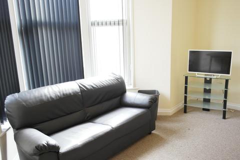 1 bedroom apartment to rent - 1 Sutherland Road Flat 2