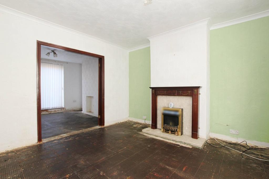 Vincent Street, St Helens, WA10 3 bed semidetached house £100,000