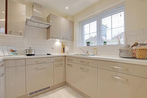 1 bedroom apartment for sale - North Close, Lymington, SO41