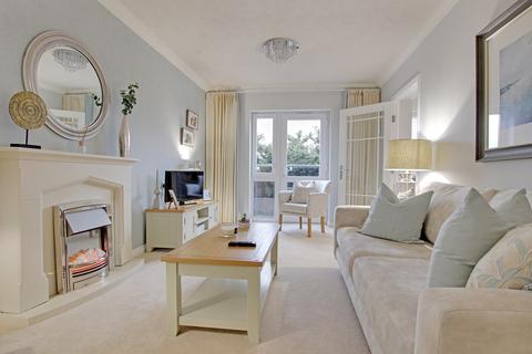 2 bedroom retirement property for sale - North Close, Lymington, SO41