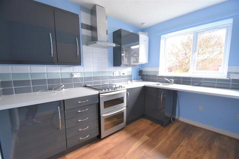 3 bedroom semi-detached house to rent, Cottey Brook, Tiverton, Devon, EX16