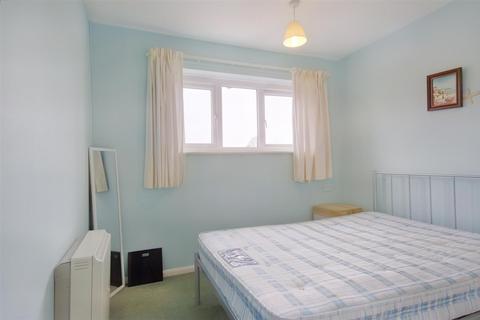 2 bedroom flat for sale, Sandby Court, Beeston, Nottingham