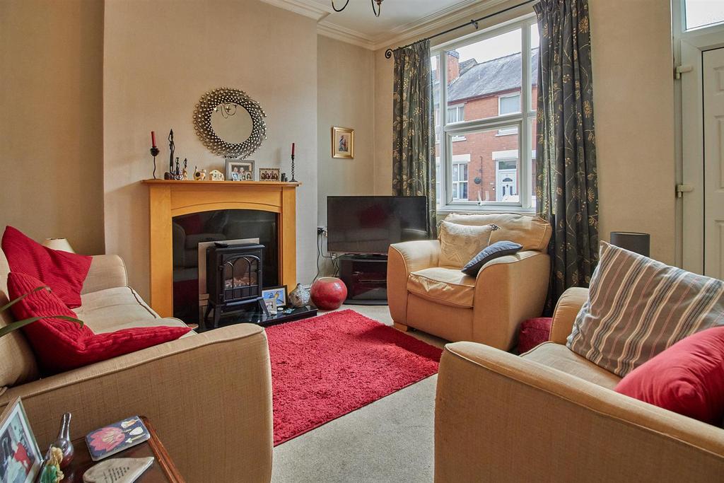 Gopsall Road, Hinckley 3 bed semidetached house £220,000