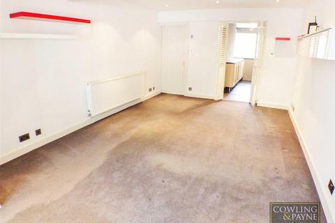 2 bedroom terraced house to rent, Wharf Road, Brentwood