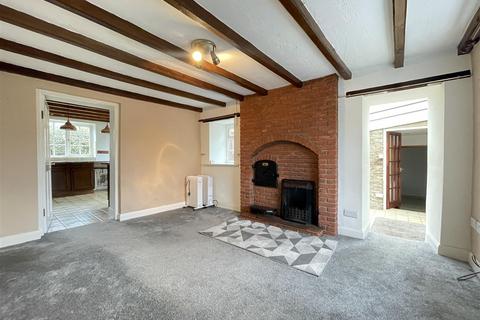 38 Castlegate, East Ayton, Scarborough, YO13 9EJ