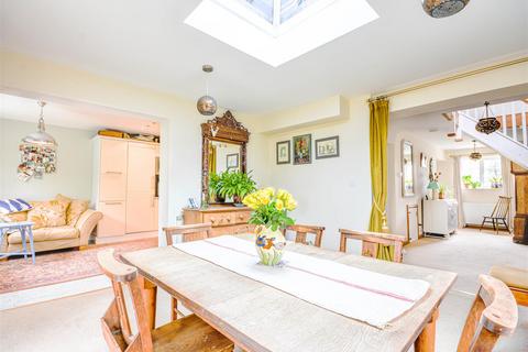 4 bedroom semi-detached house for sale, The Stream, Catsfield,