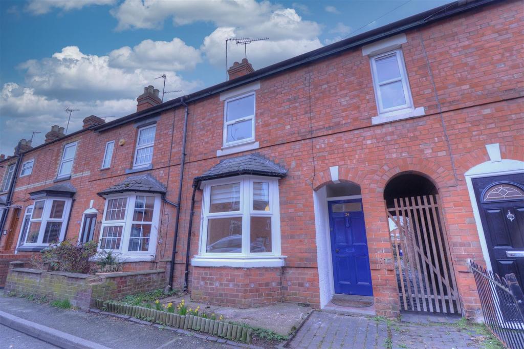 Avon Street, Evesham 4 bed terraced house £995 pcm (£230 pw)