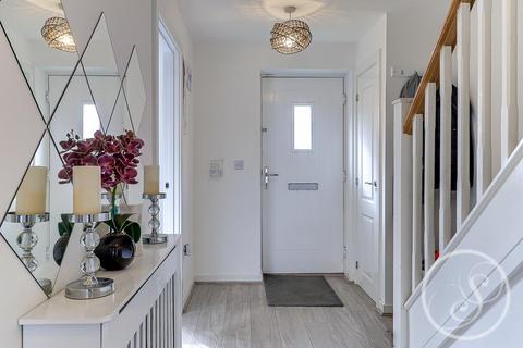 26 Oak Tree Grove, Leeds, LS9 6SJ