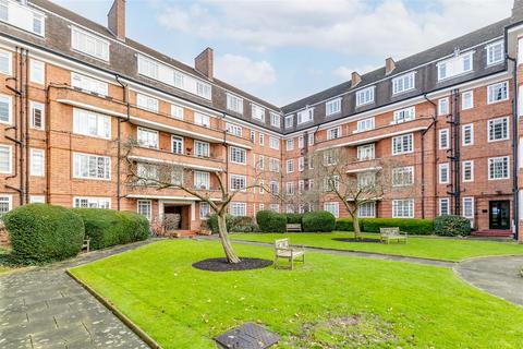 142 Watchfield Court, London, W4 4NE