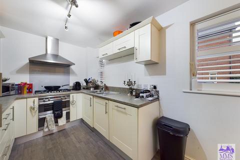 42 Butlers Park Way, Strood, Rochester, ME2 2GN