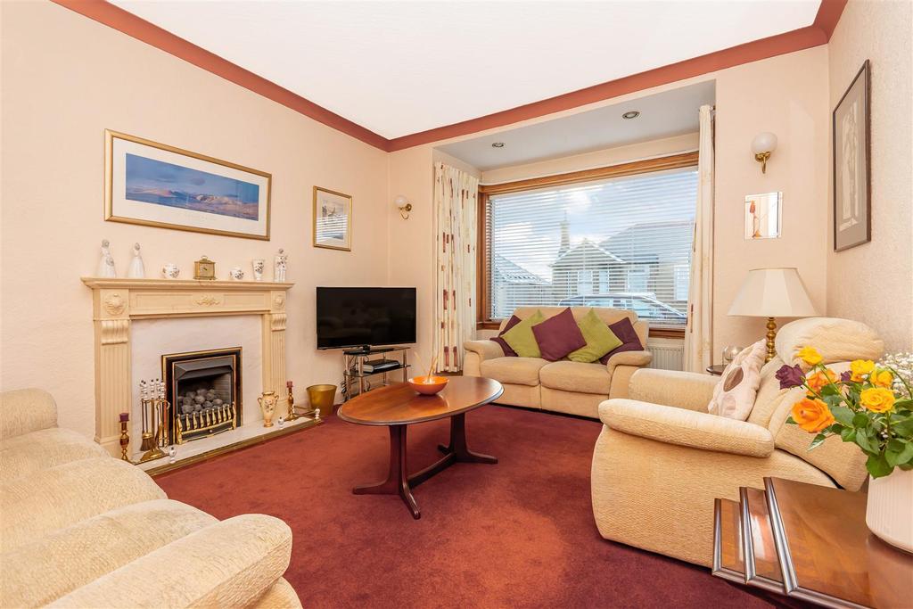 112 Arthur Street, Dunfermline, KY12 0JJ 2 bed detached bungalow £239,950