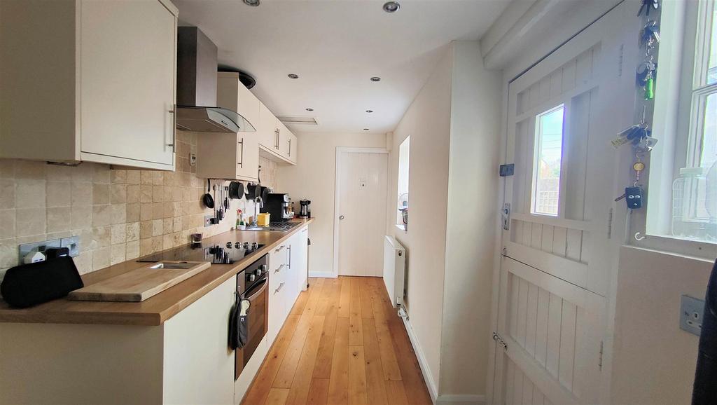 Kitchen.jpg