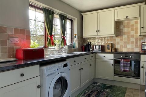 1, Penswell Cottages Fore Street, North Molton, South Molton, EX36 3HL