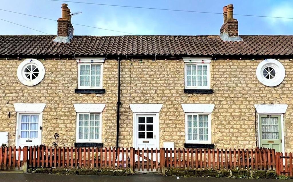 Main Street, Seamer, Scarborough 4 bed terraced house £200,000